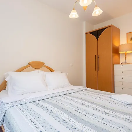 Apartment Family With Terrace