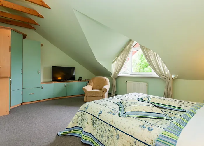 Family With Terrace Apartment