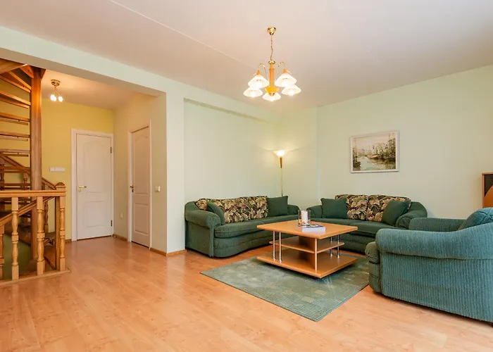 Family With Terrace Apartment *