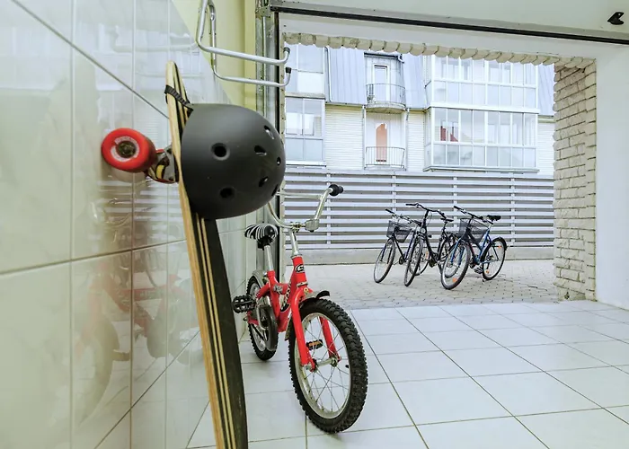 Family With Terrace *